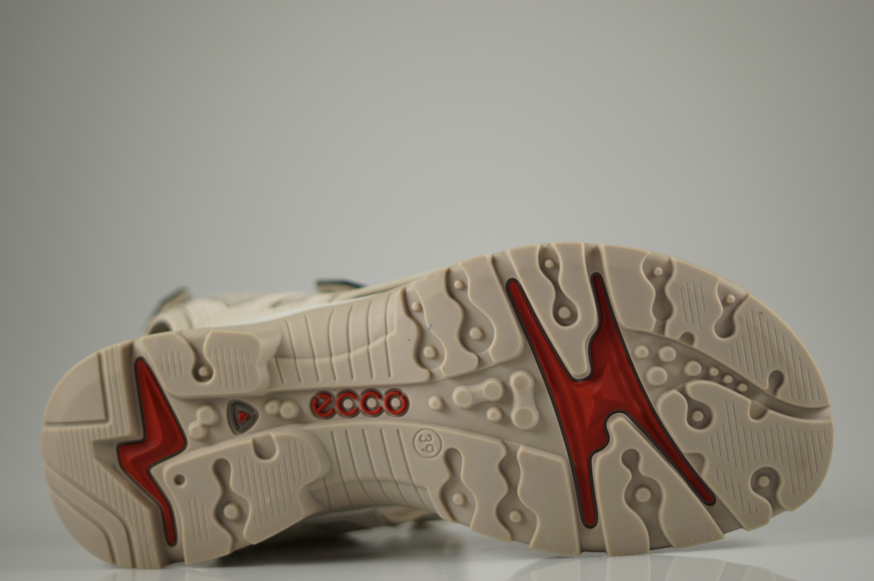ECCO - 06956301378