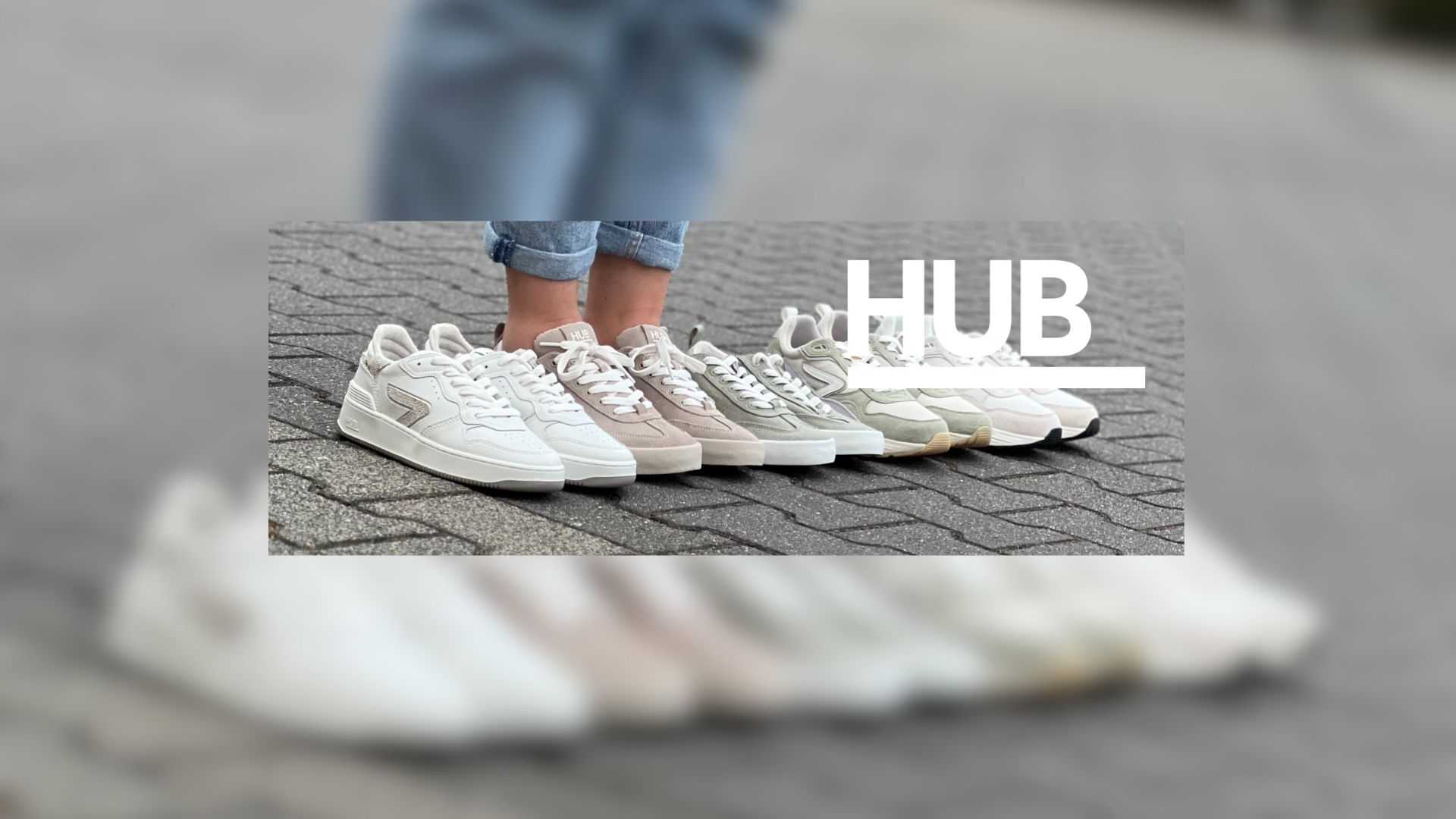 Reihe von HUB Schuhen auf Parkplatz von Schuh Hölscher