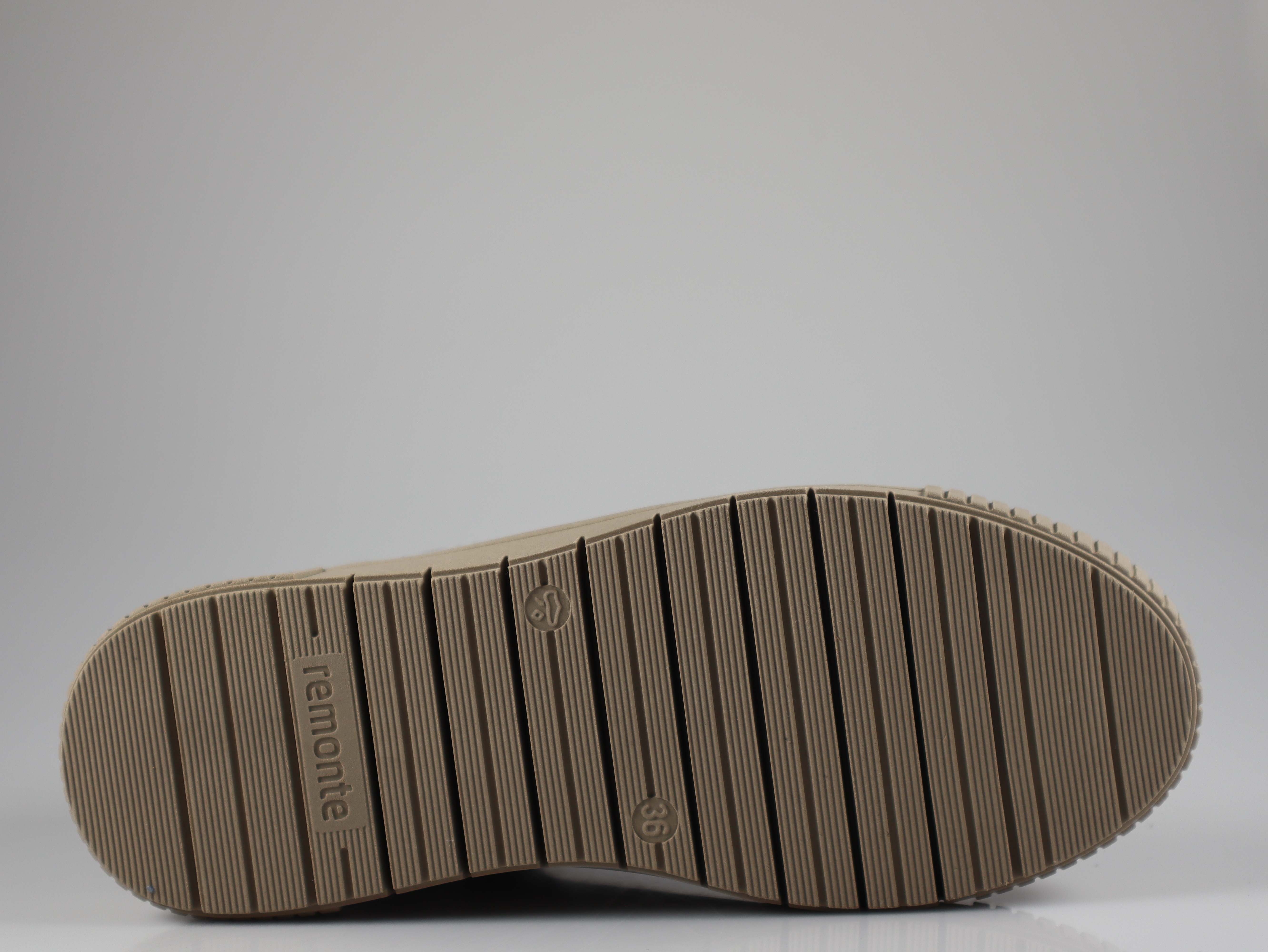 Remonte - D3B76-45