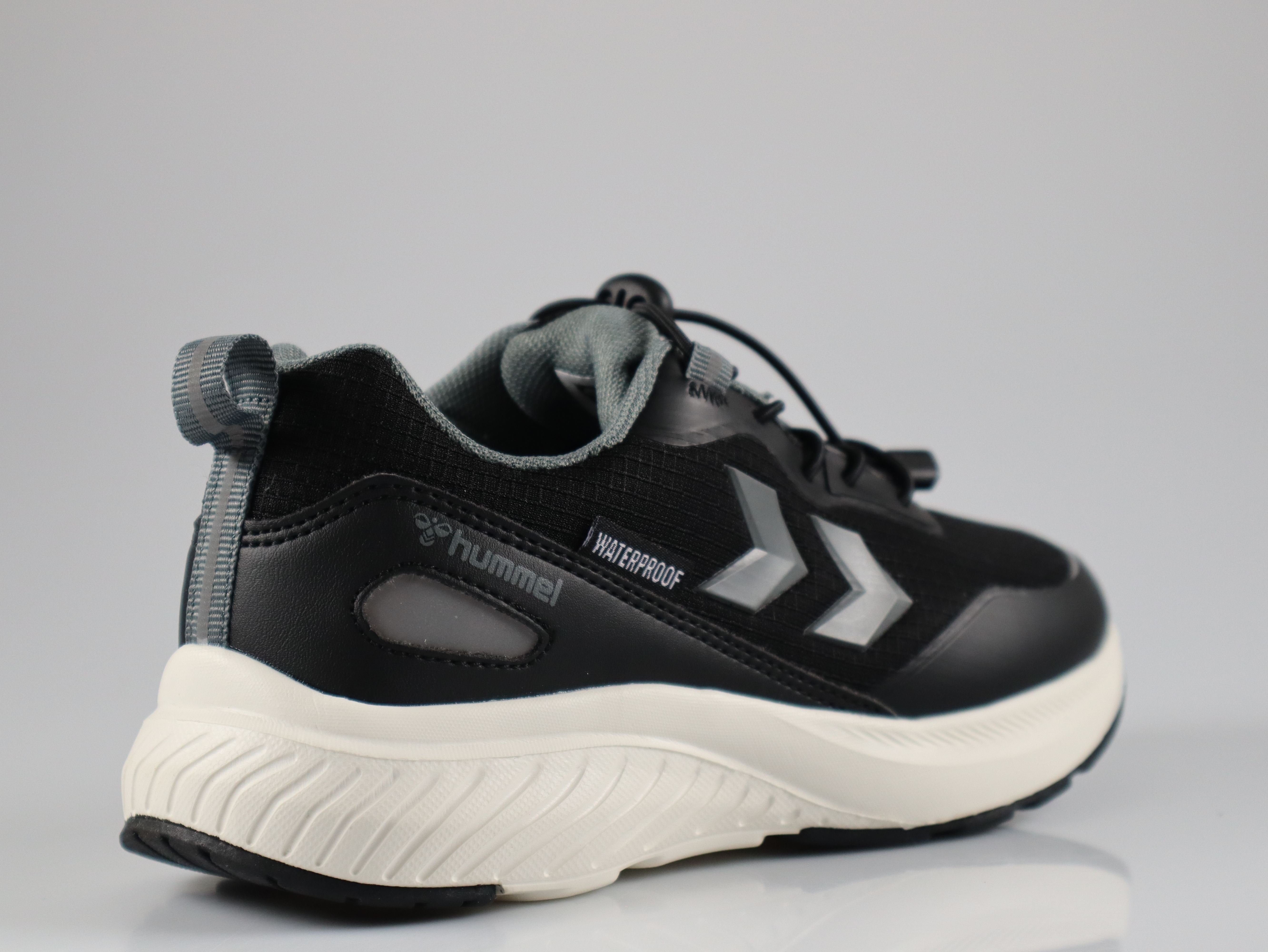 Hummel - 236236 2001