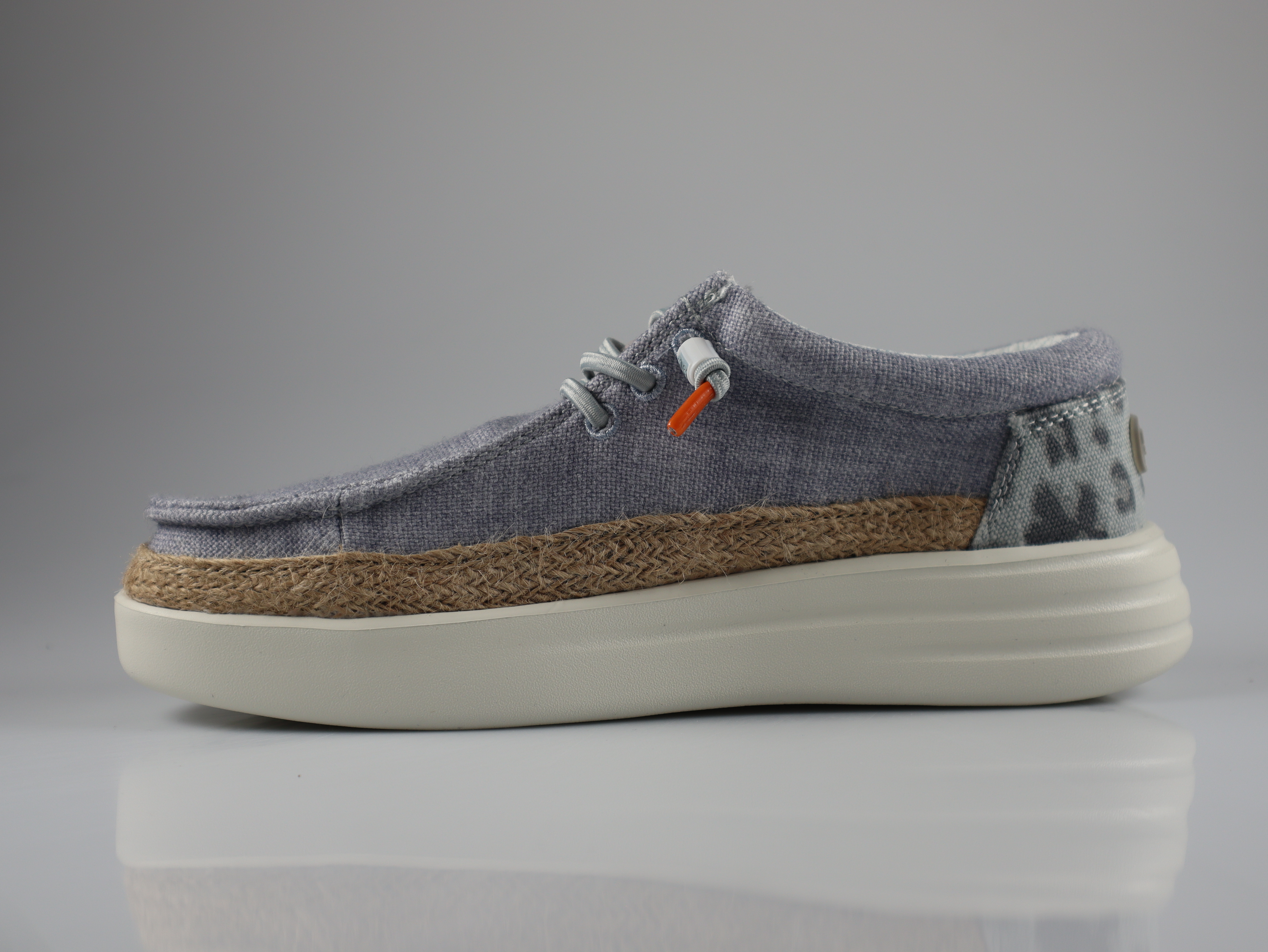 Fusion - Lily linen lt. blue