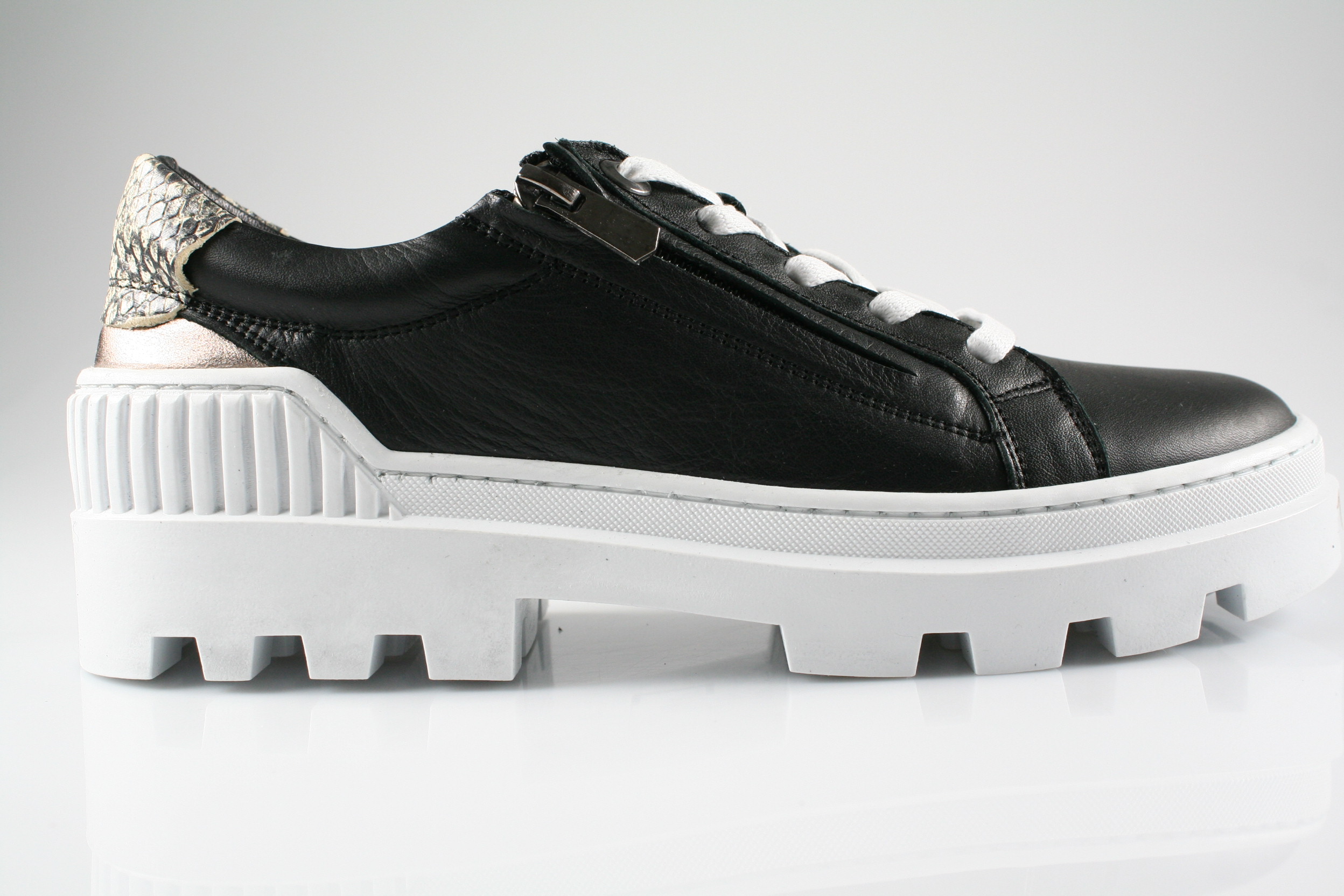 PIAZZA - 850037-01