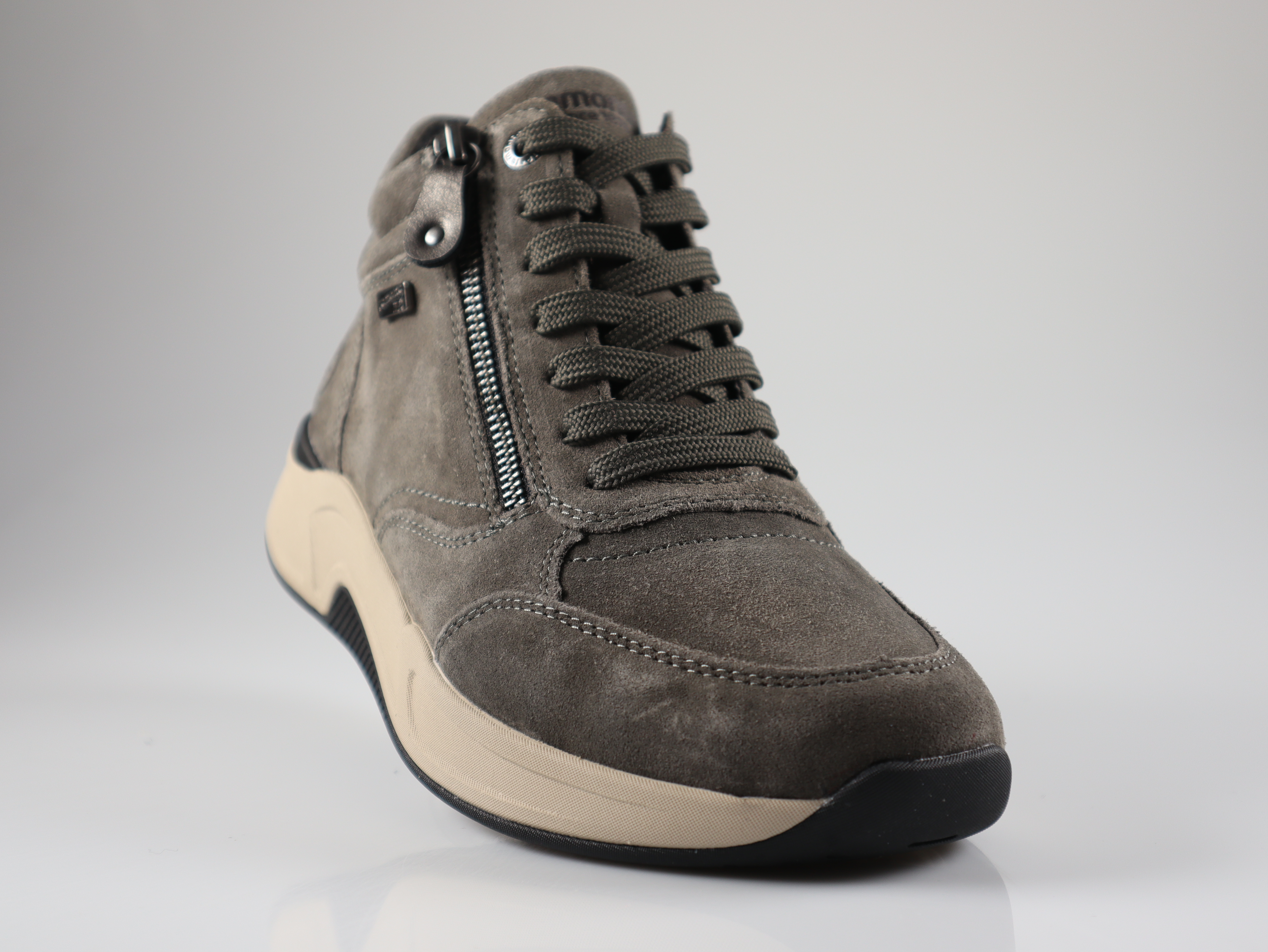 Remonte - D3V71-45