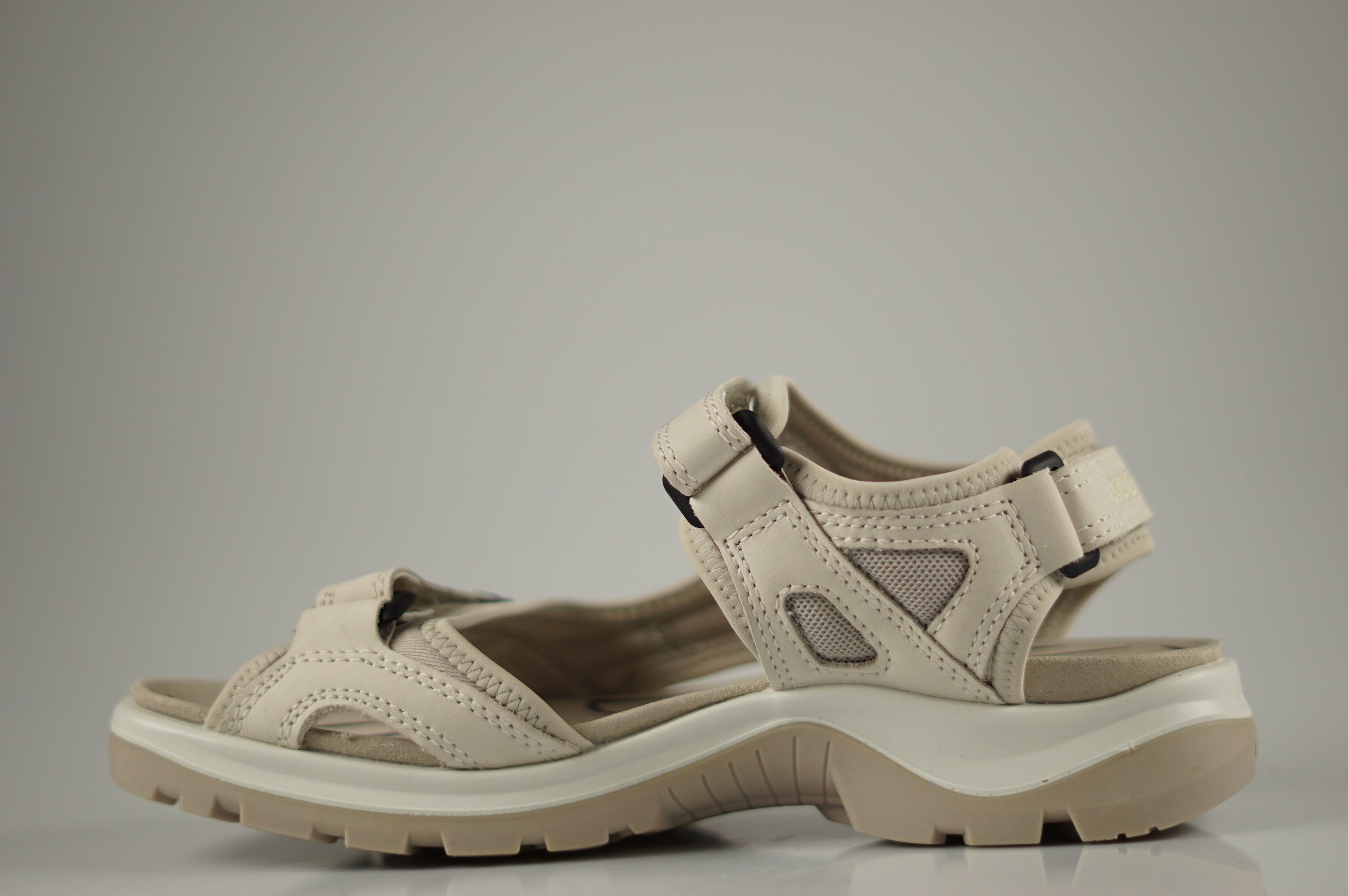 ECCO - 06956301378