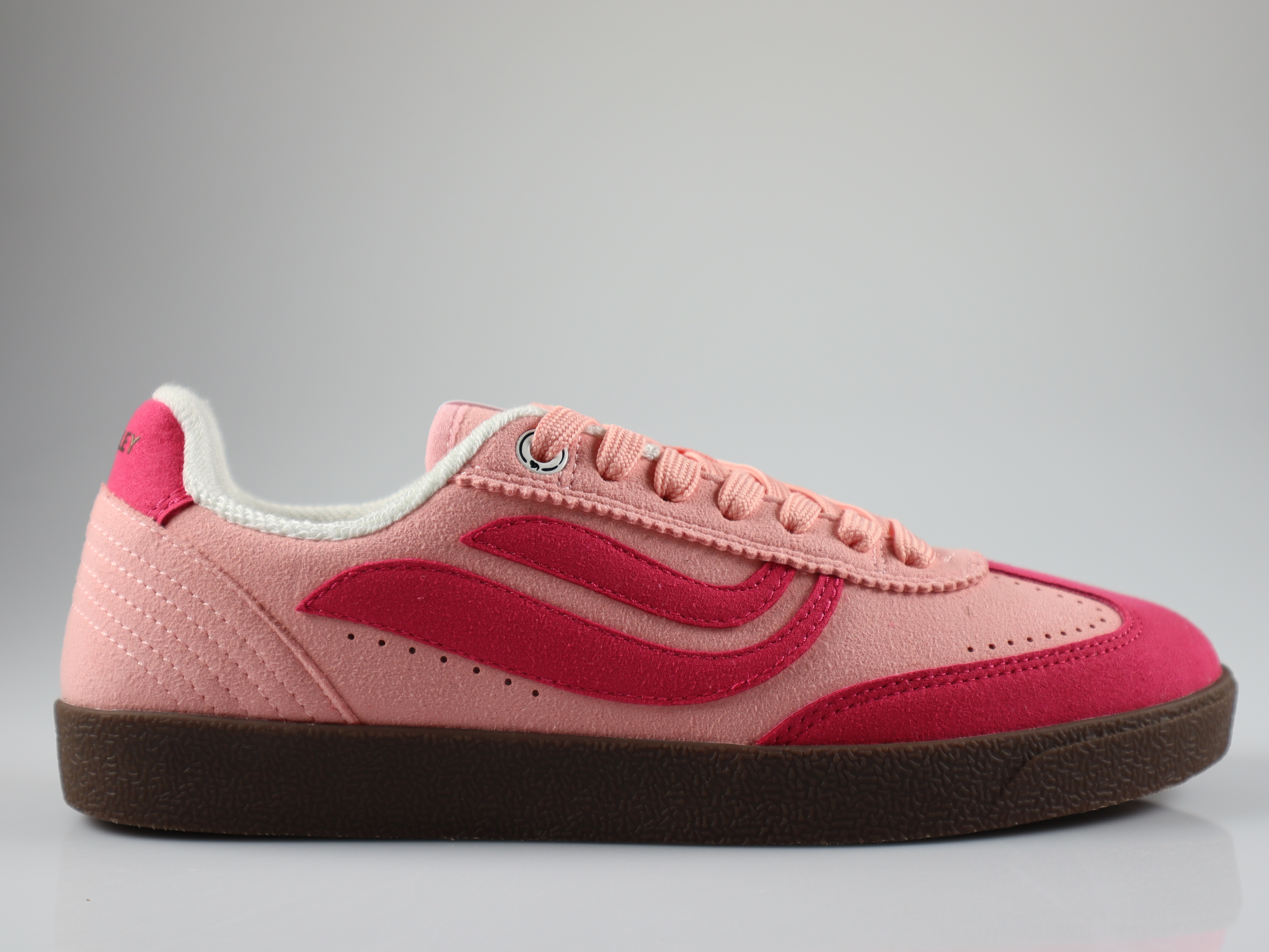 Genesis Footwear - 1006231