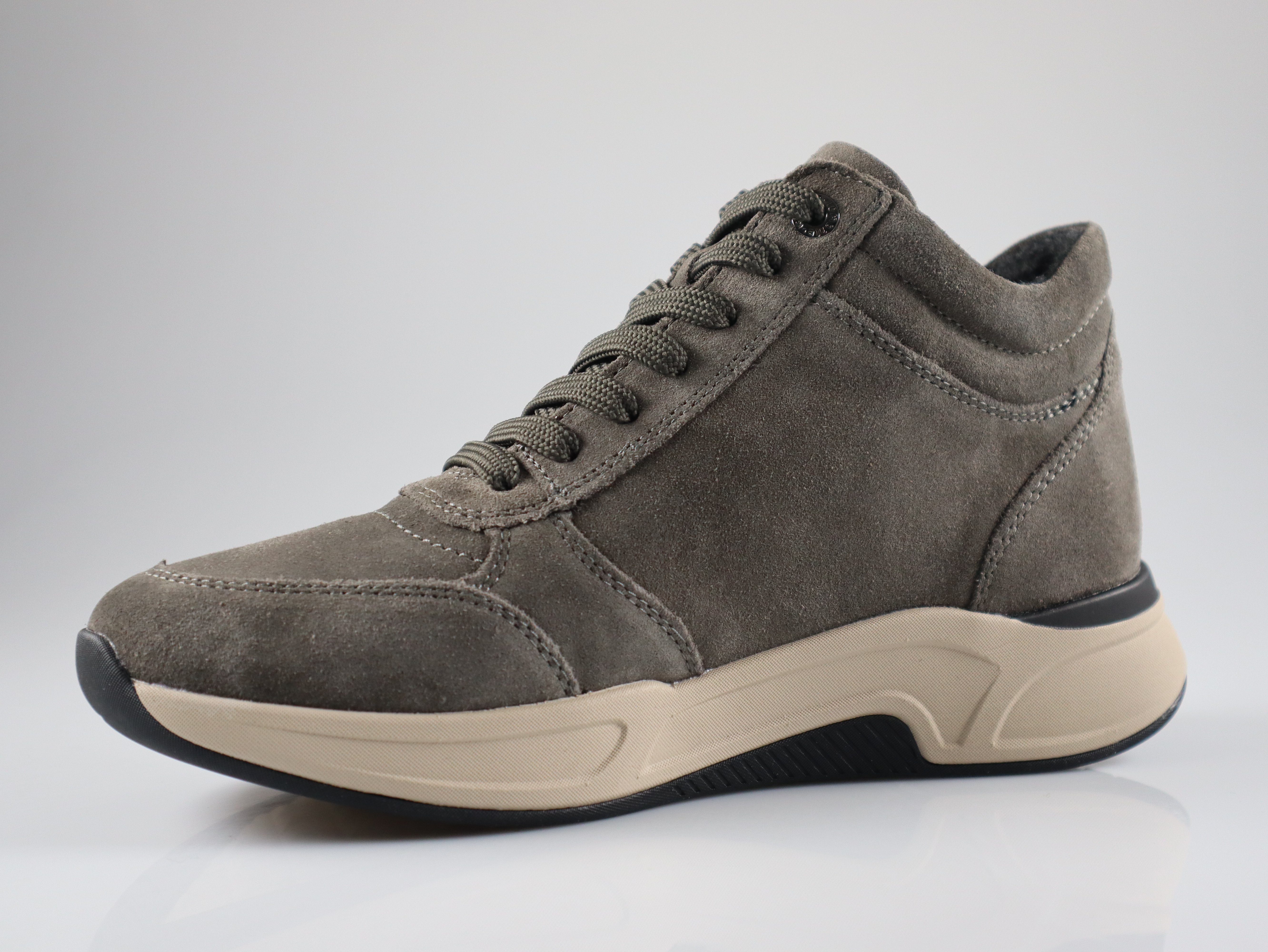 Remonte - D3V71-45