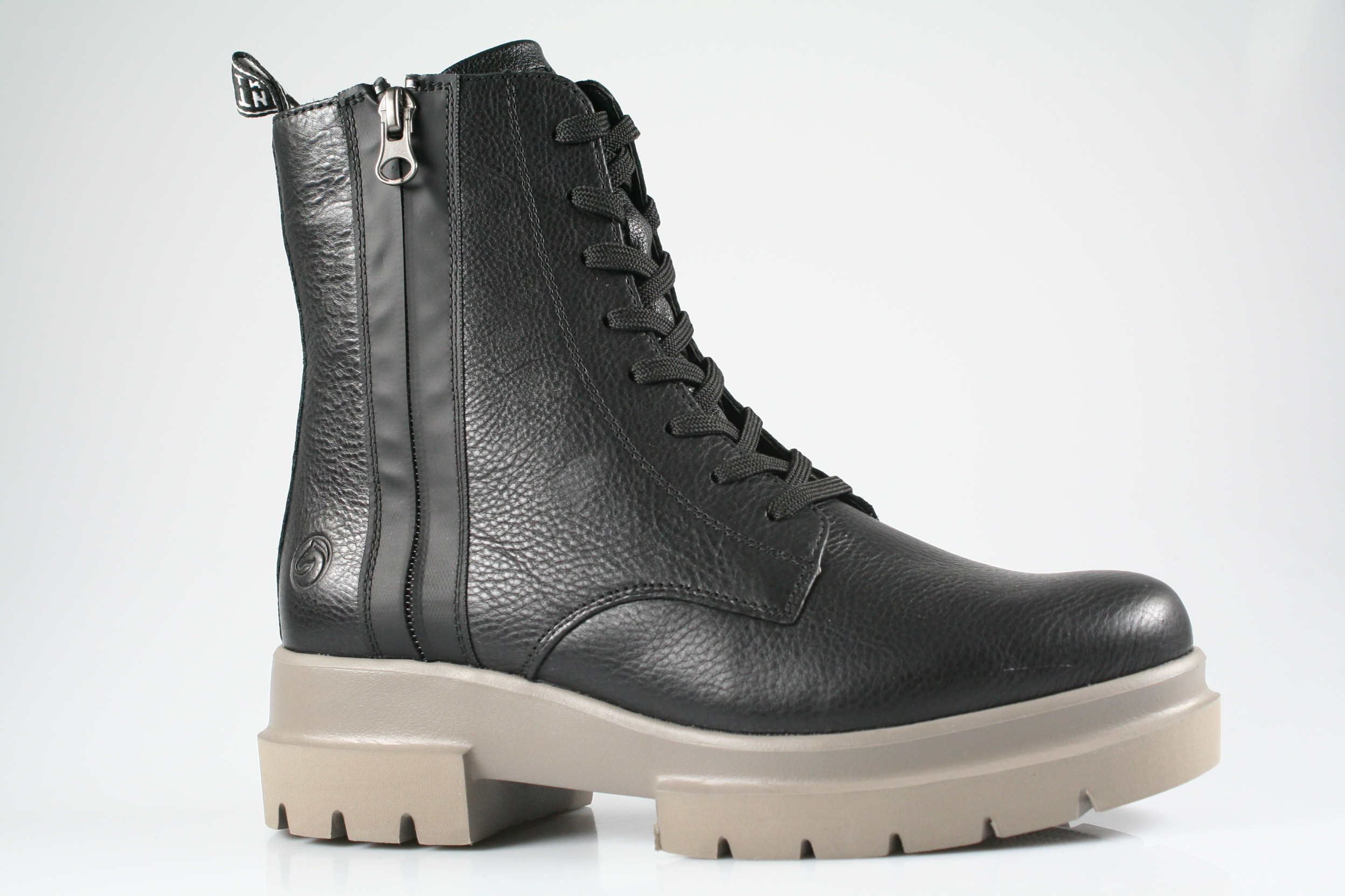 REMONTE - D8975-03