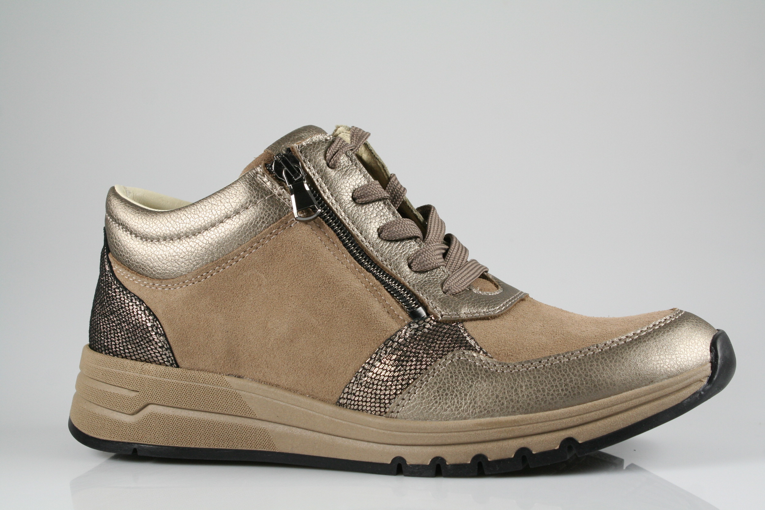 Waldläufer - 957702 400 212