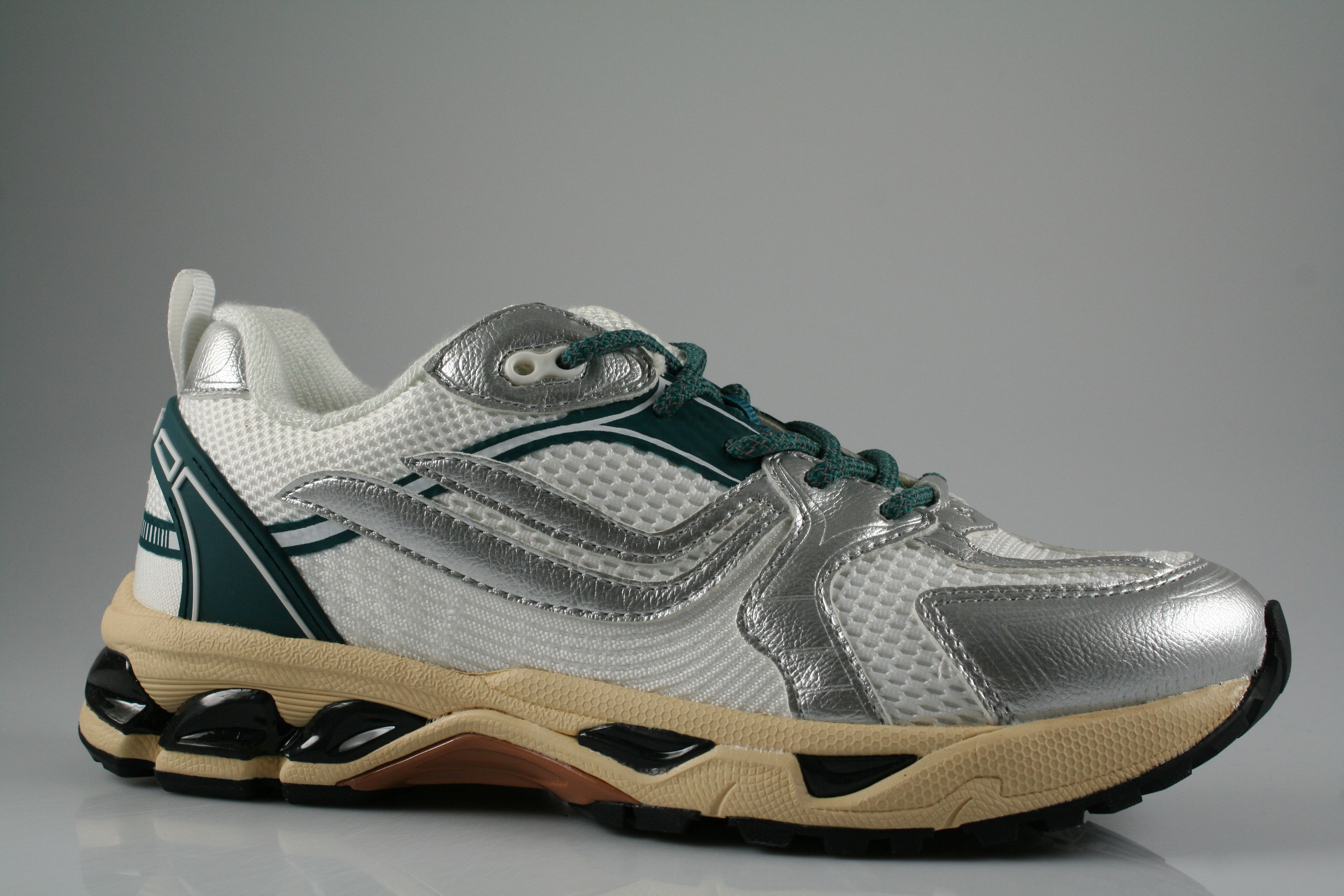 Genesis Footwear - 1005990