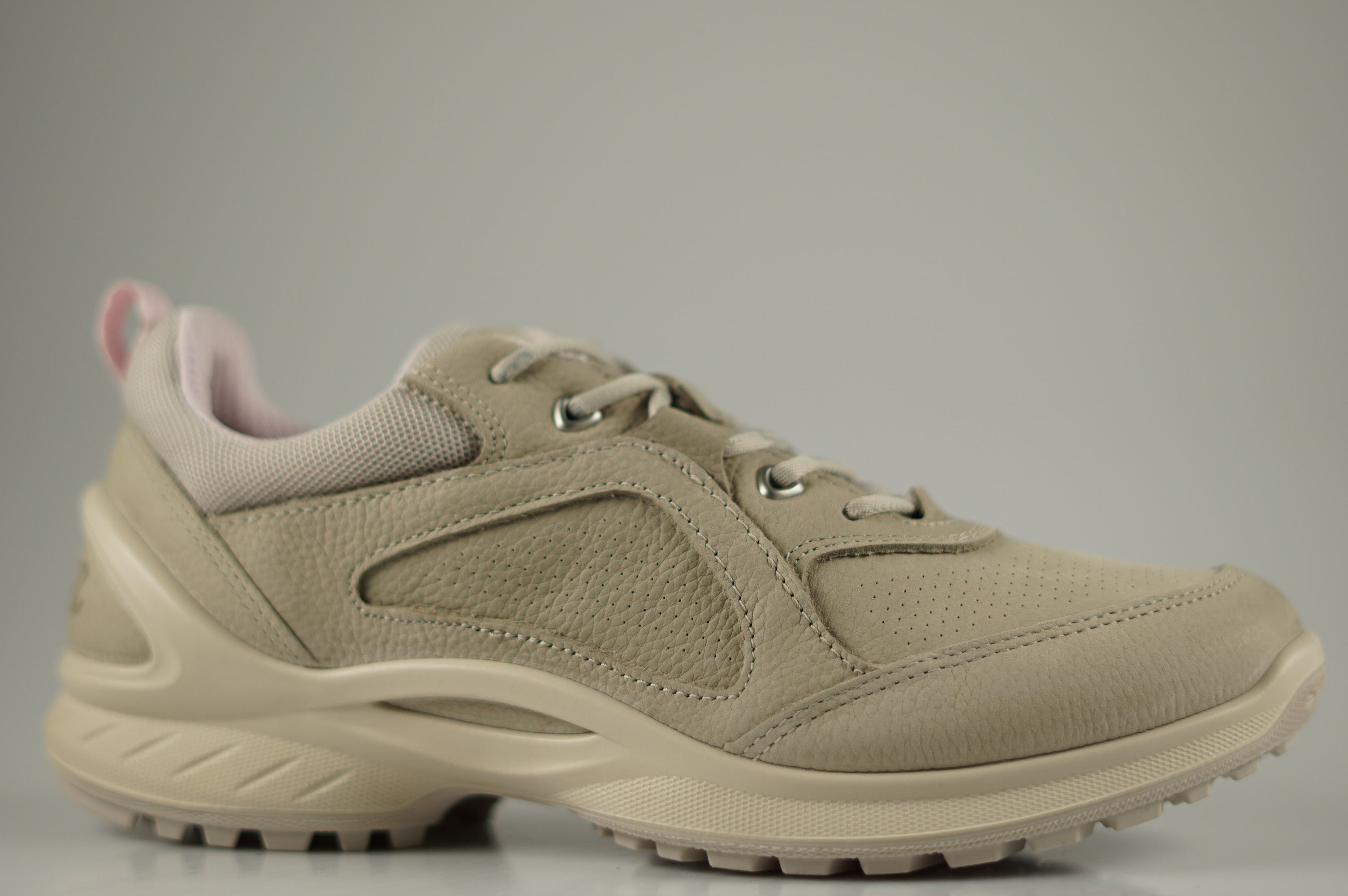 ECCO - 850813/02163