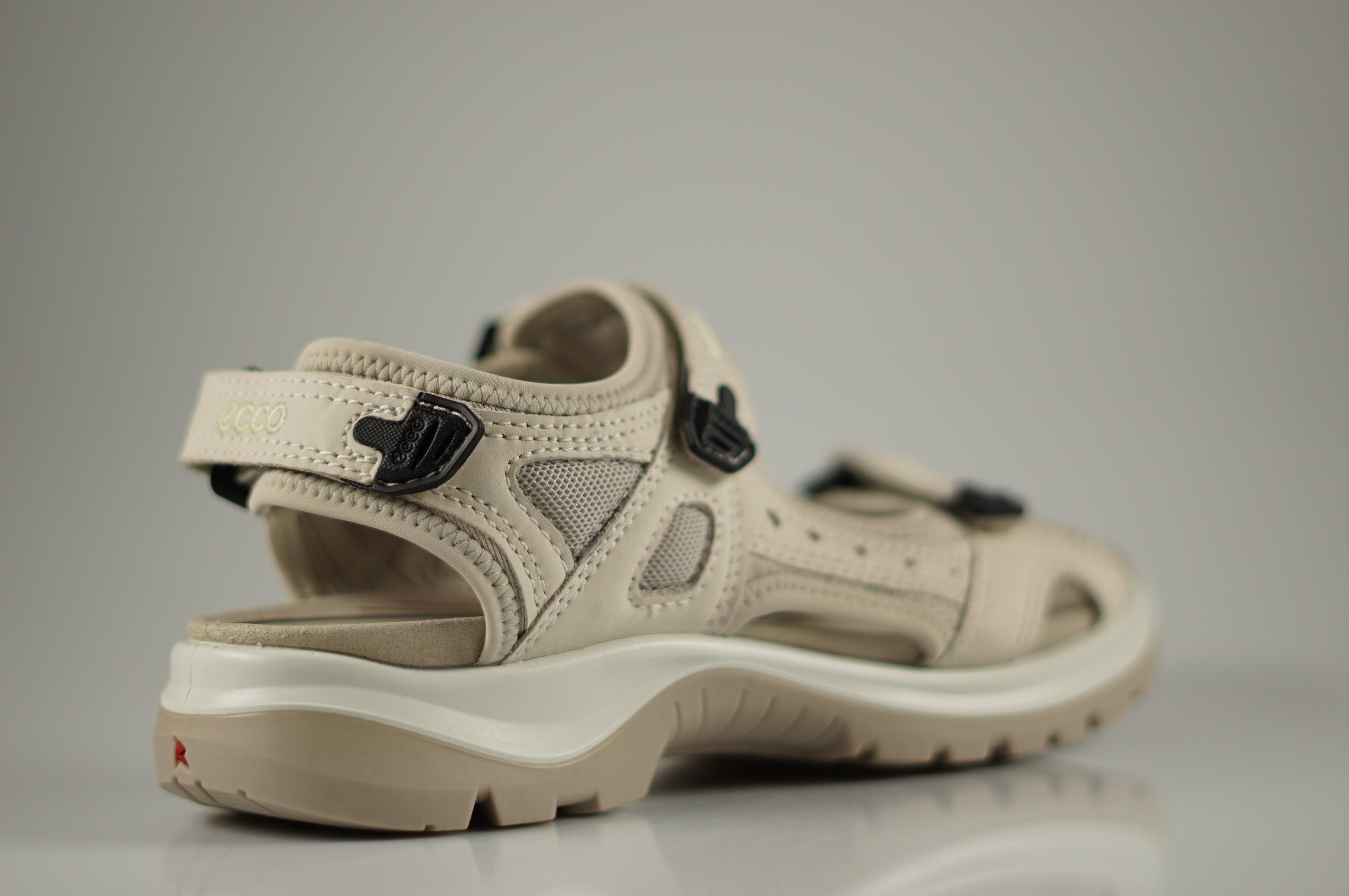 ECCO - 06956301378