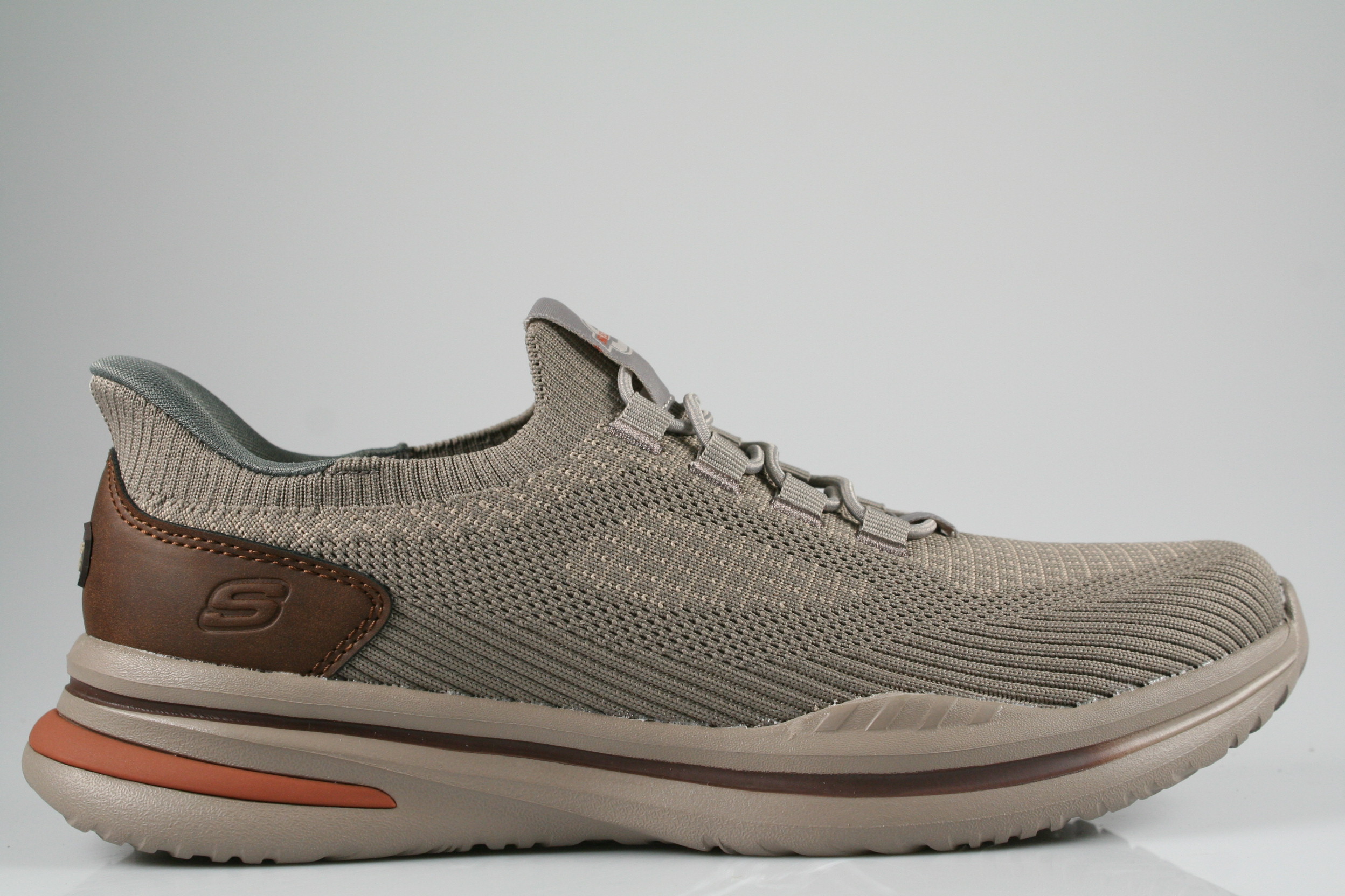 SKECHERS - 211207/TPE
